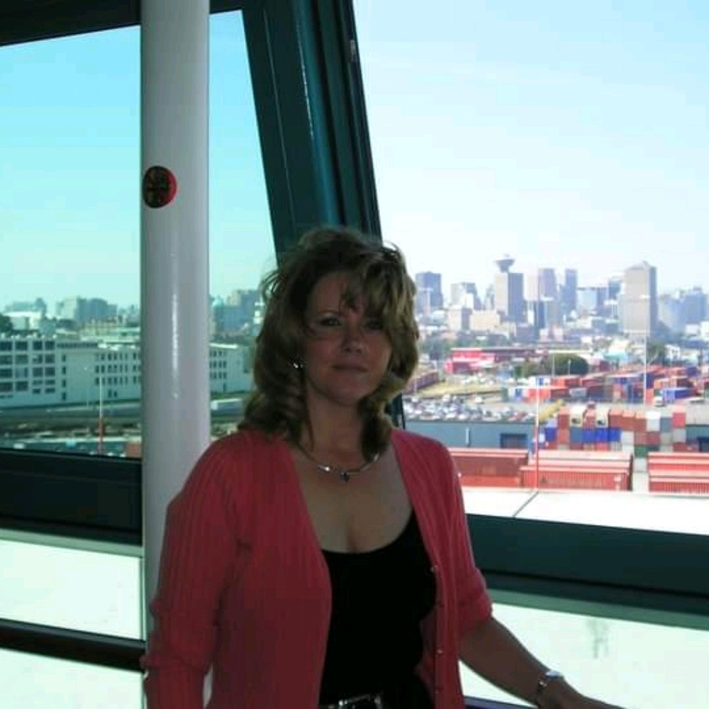 Meet your Posher, Teresa